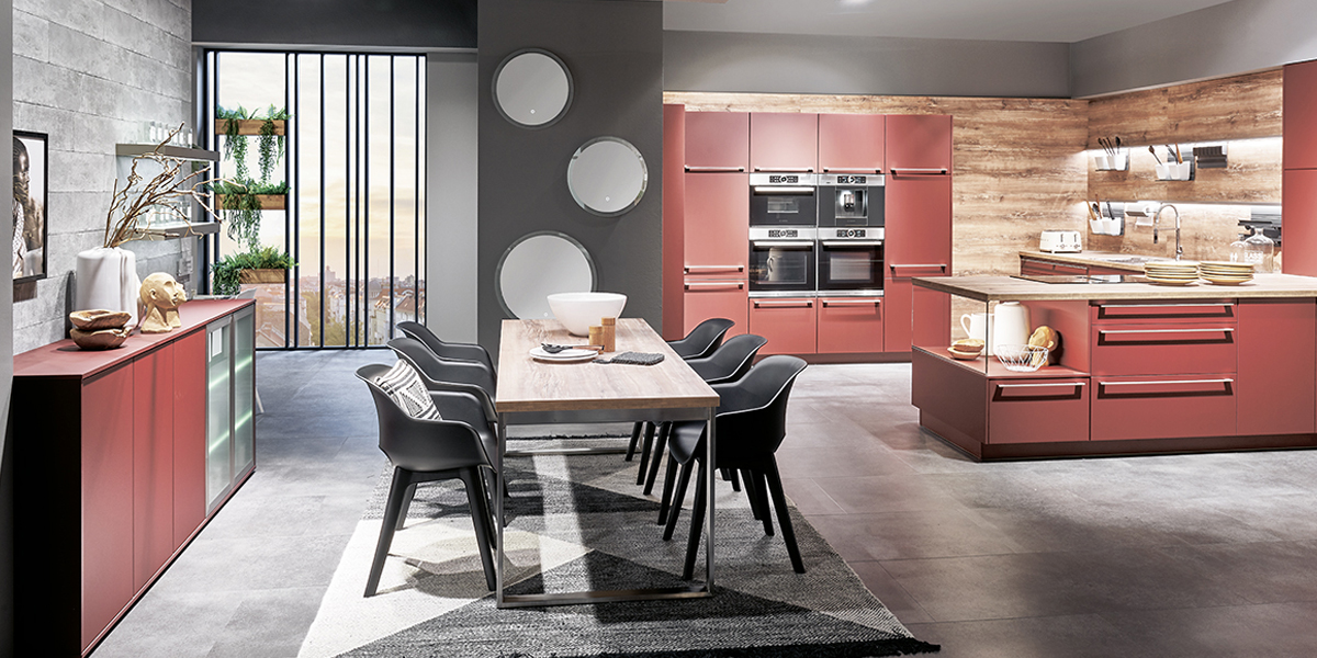 Klare Linie, edle Materialien und eine klar strukturierte Innenarchitektur   das zeichnet unsere Designküchen aus! Unsere Fachberater legen großen Wert auf zeitgemäßes und trendorientiertes Design ... gerne beraten wir Sie ausführlich!